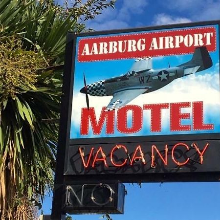 Aarburg Airport Motel Christchurch Exterior photo