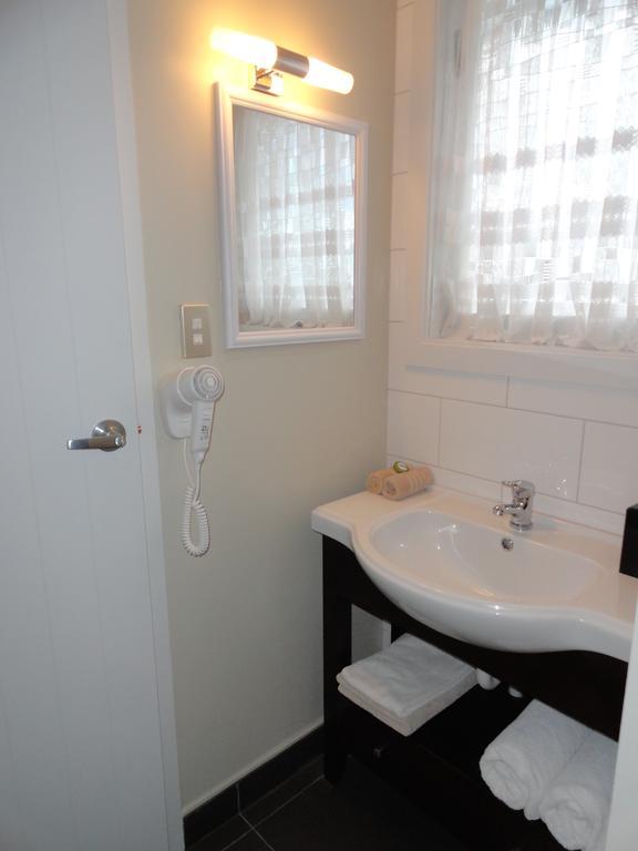 Aarburg Airport Motel Christchurch Room photo