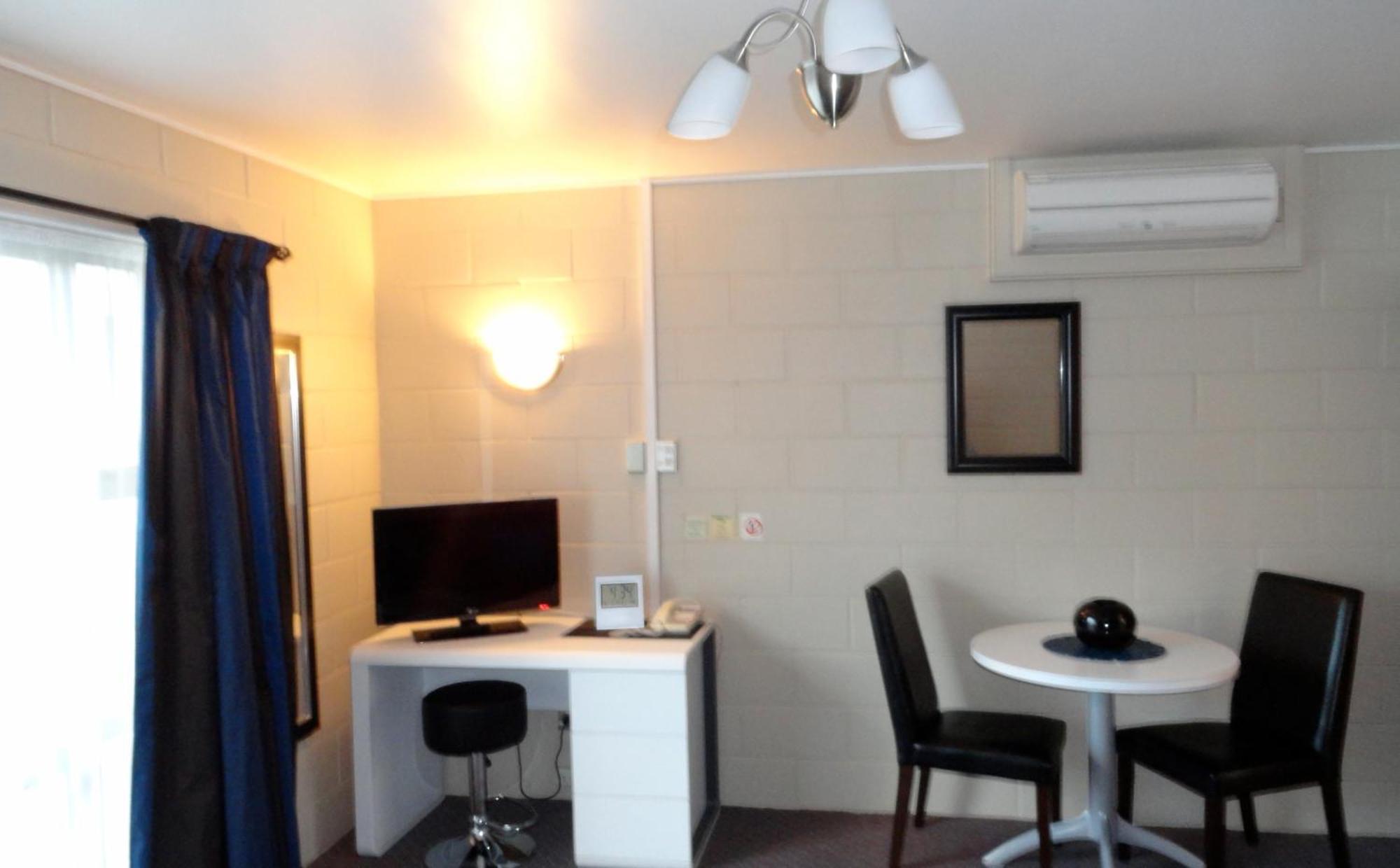 Aarburg Airport Motel Christchurch Room photo